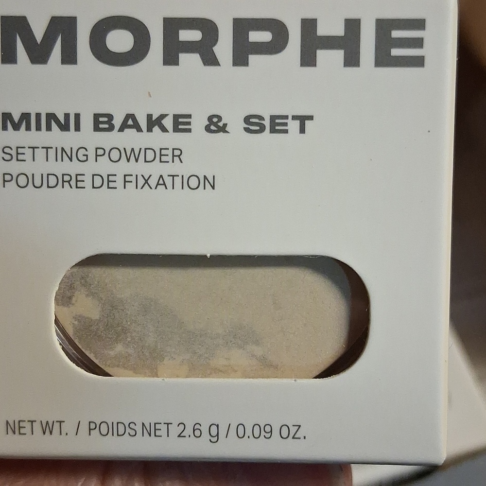 Morphe Bake & Set Setting Powder in “Translucent” Mini - Picture 5 of 6